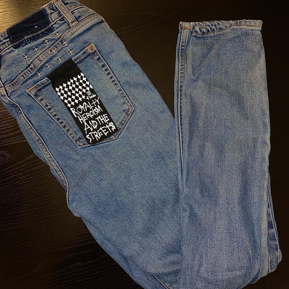 KSUBI FITTED JEANS SIZE 27